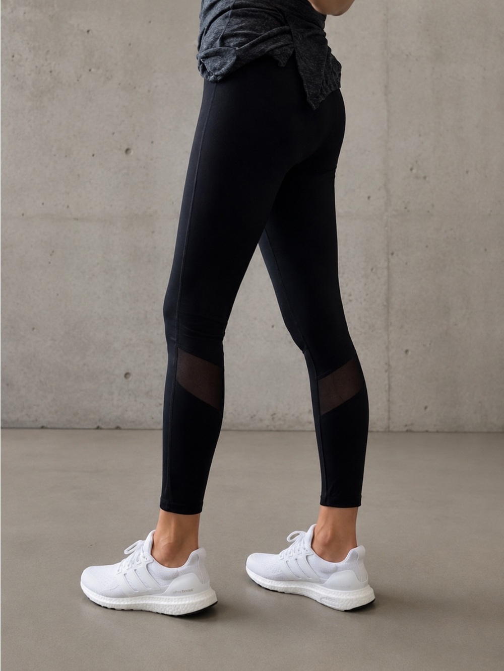 HEAD Black Mesh Panel Athletic Leggings Women’s M High Rise Compression Yoga Gym